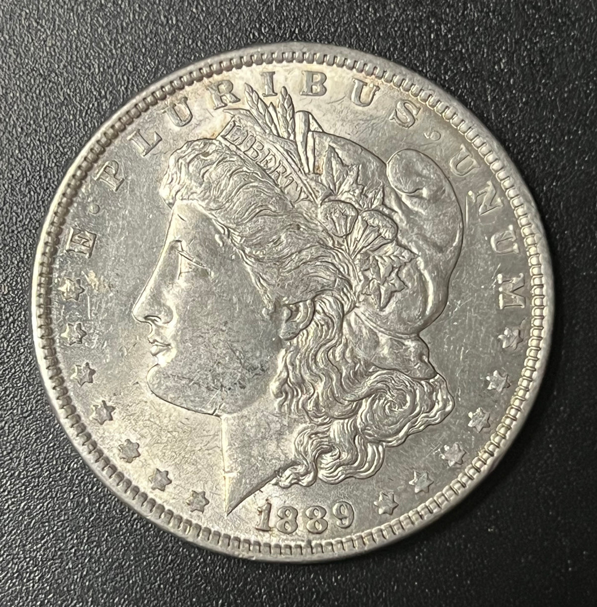 1889 Morgan Silver Dollar $1 – Philadelphia Mint