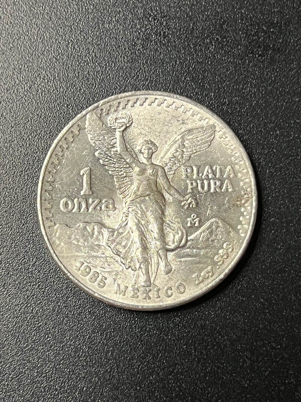 1985 Mexico 1 Onza "Winged Victory" Silver Libertad (Buena/Circulated)
