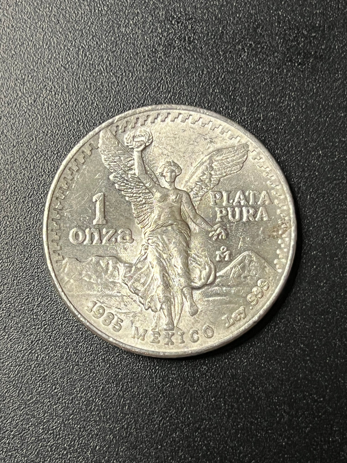 1985 Mexico 1 Onza "Winged Victory" Silver Libertad (Buena/Circulated)