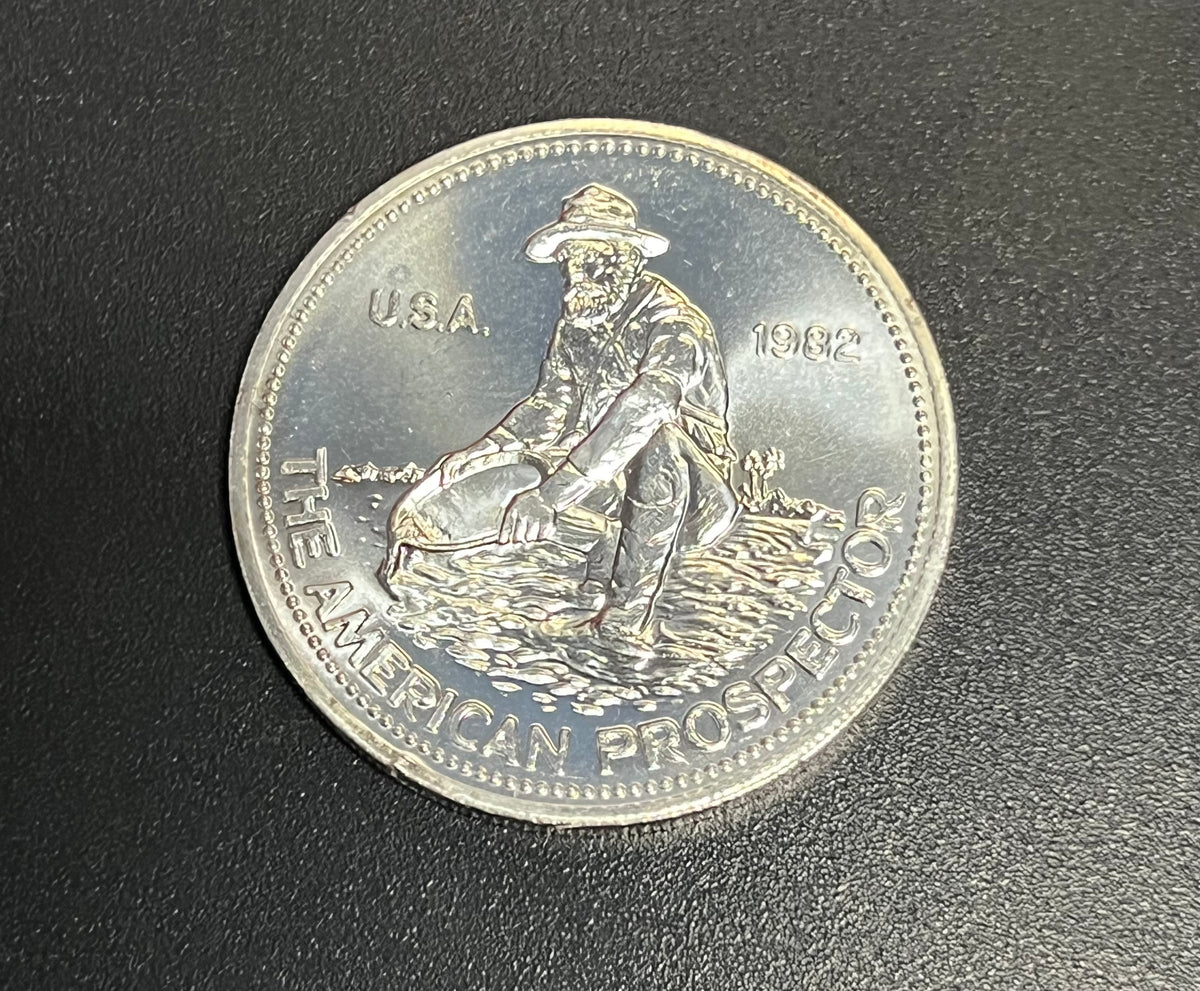 1982 Engelhard "The American Prospector" 1 oz Silver Round