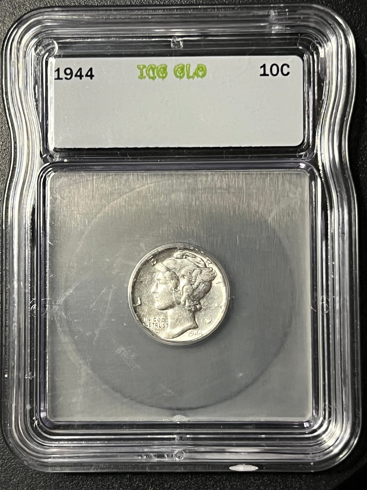 1944 Mercury Dime — ICG GLO AU55 — UV Fluorescent Holder
